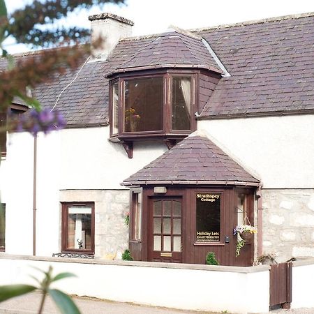 Strathspey Cottage Carrbridge Exteriör bild